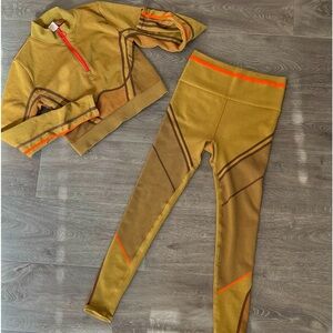 Fabletics Two Piece Set